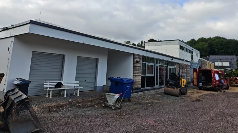 Rohbau und Sanierung Sportanlage Kelkheimer Straße Bad Soden Taunus – Erdarbeiten, Abdichtungsarbeiten, Bauunternehmen Suppro GmbH