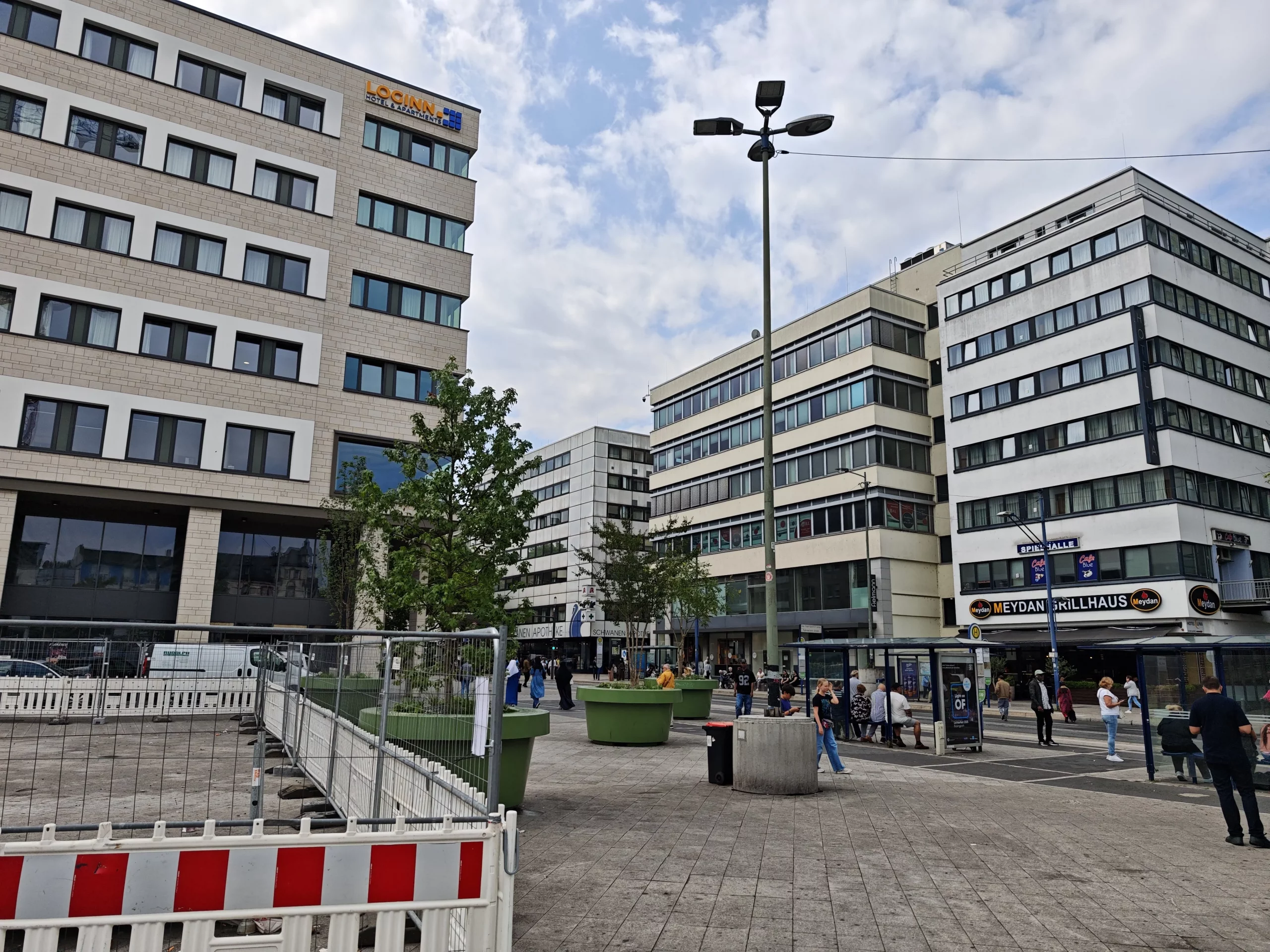Umbau von Büro- und Geschäftsräumen am Marktplatz in Offenbach durch Suppro GmbH Bauunternehmen – Modernisierung, Innenausbau und Gewerbeumbau