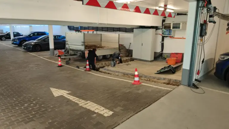 Fundament- und Erdarbeiten für Technikraum im Parkhaus Deutsche Leasing AG, Suppro GmbH, Bad Homburg 2025