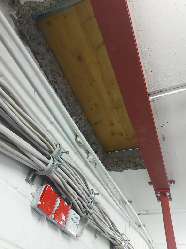 Stahlträger einbau Abhangung Suppro Bad Homburg, Referenzen, Frankfurt, Offenbach am Main, Bad Homburg, Oberursel, Bad Nauheim, Friedberg, Bad Vilbel, Karben, Eschborn, Kronberg, Königstein, Bad Soden sowie im Hochtaunuskreis, Wetteraukreis und im gesamten Rhein-Main Gebiet.